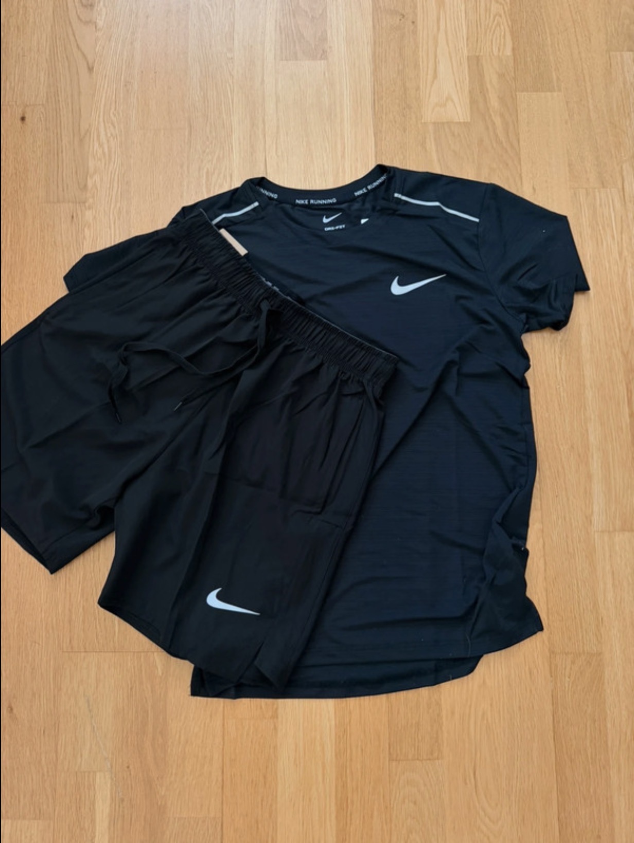 Nike Miler Set